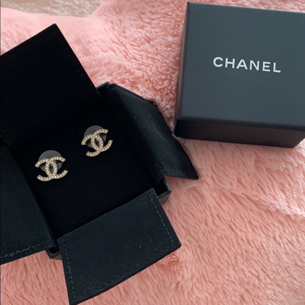 Chanel Classic Logo Earrings NWT Auth Gold Crystal